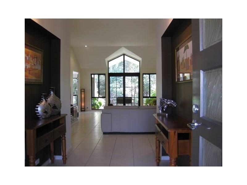 2 Flame Tree Court, Palmwoods QLD 4555