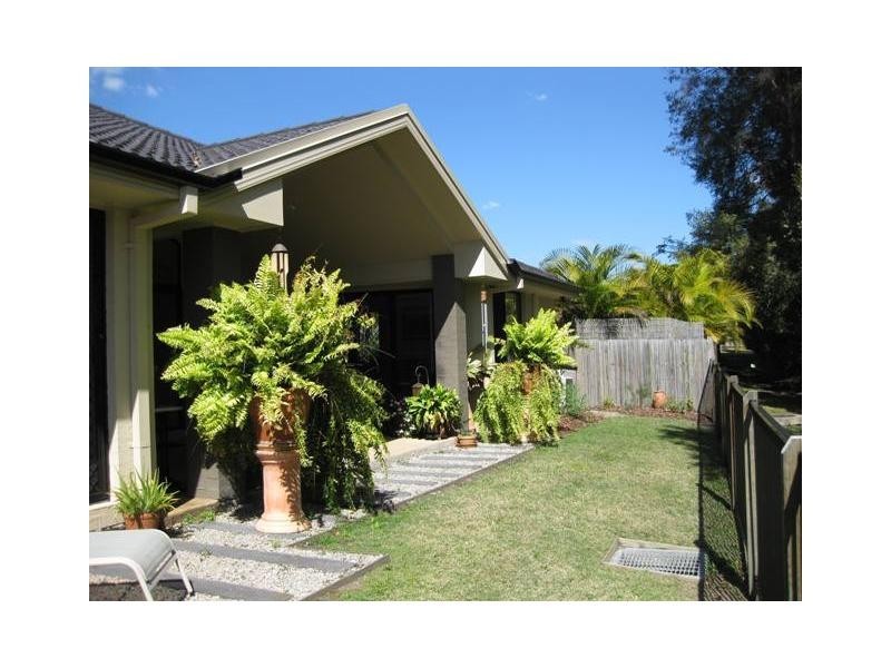 2 Flame Tree Court, Palmwoods QLD 4555