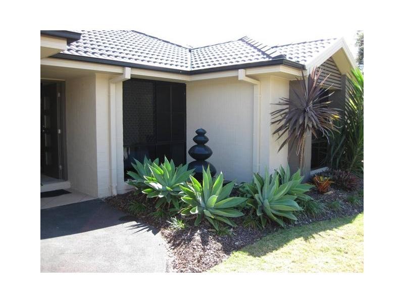 2 Flame Tree Court, Palmwoods QLD 4555