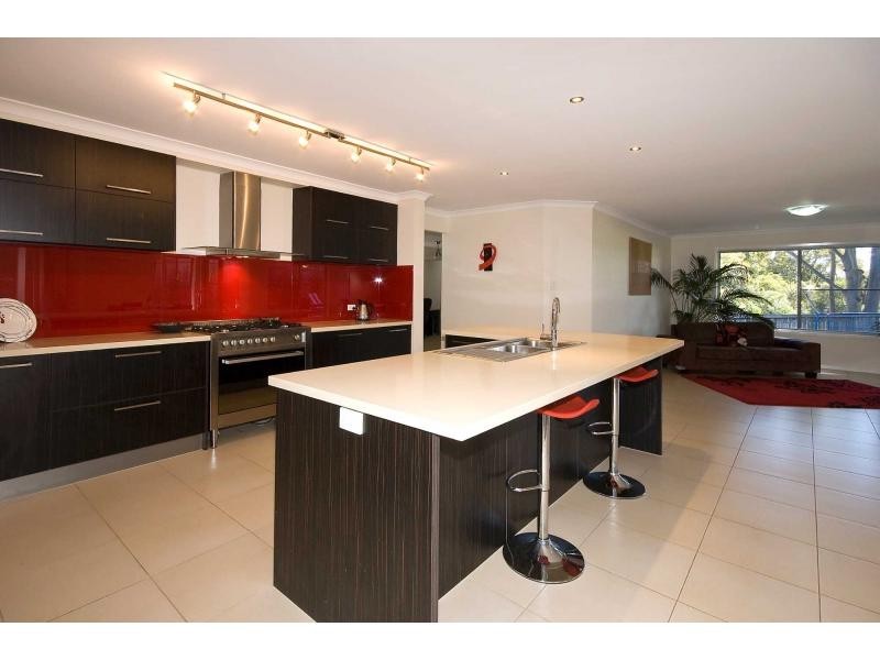35 Paynters Pocket Avenue, Palmwoods QLD 4555