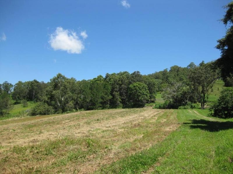 L4 Simons Road, Nambour QLD 4560