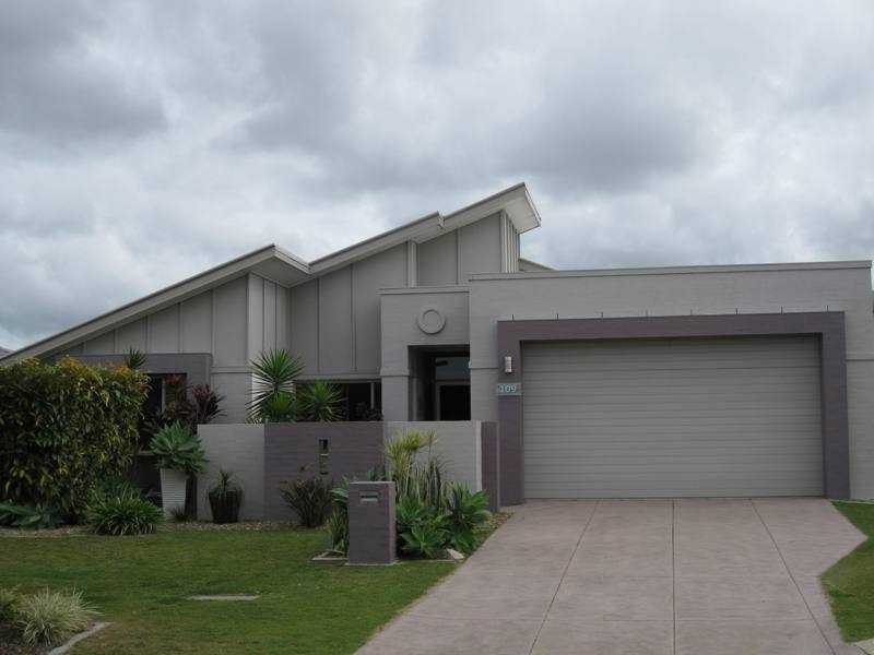 109 Albany Street, Sippy Downs QLD 4556