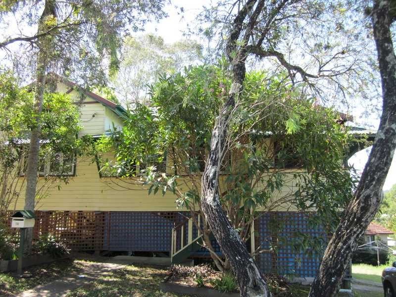 18 Hospital Road, Nambour QLD 4560