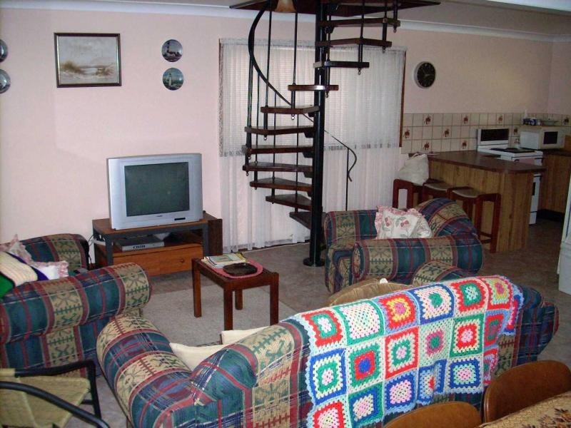 8 Jervis Street, Huskisson NSW 2540