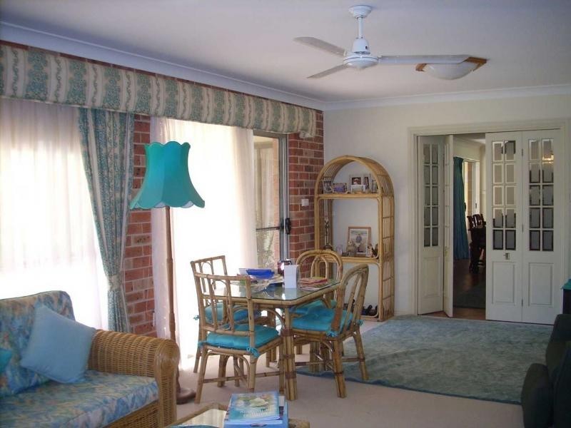D1040 Princes Highway, Falls Creek NSW 2540
