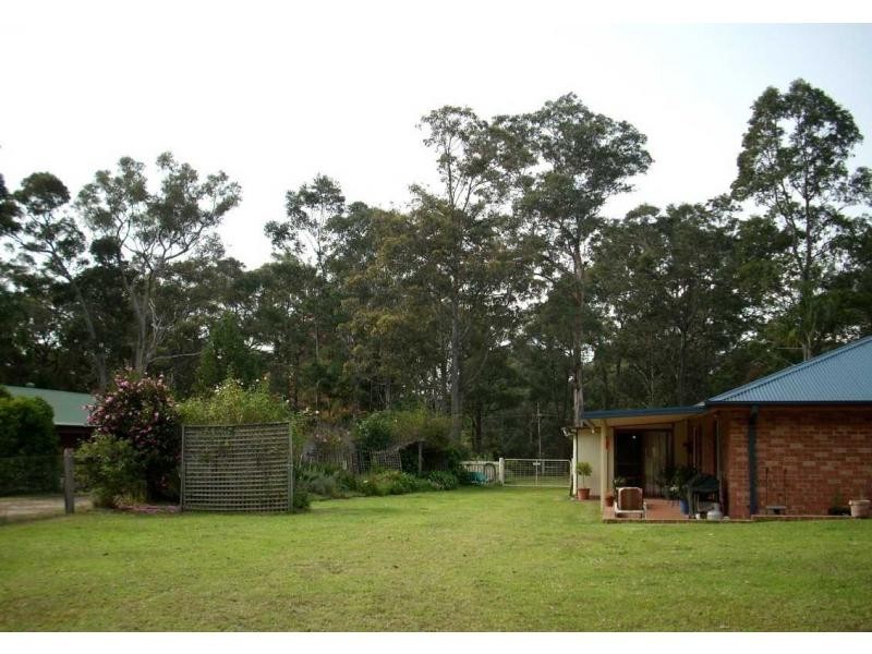 D1040 Princes Highway, Falls Creek NSW 2540