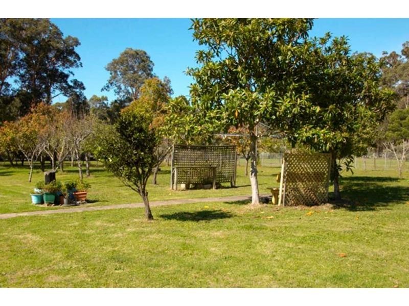 D1040 Princes Highway, Falls Creek NSW 2540