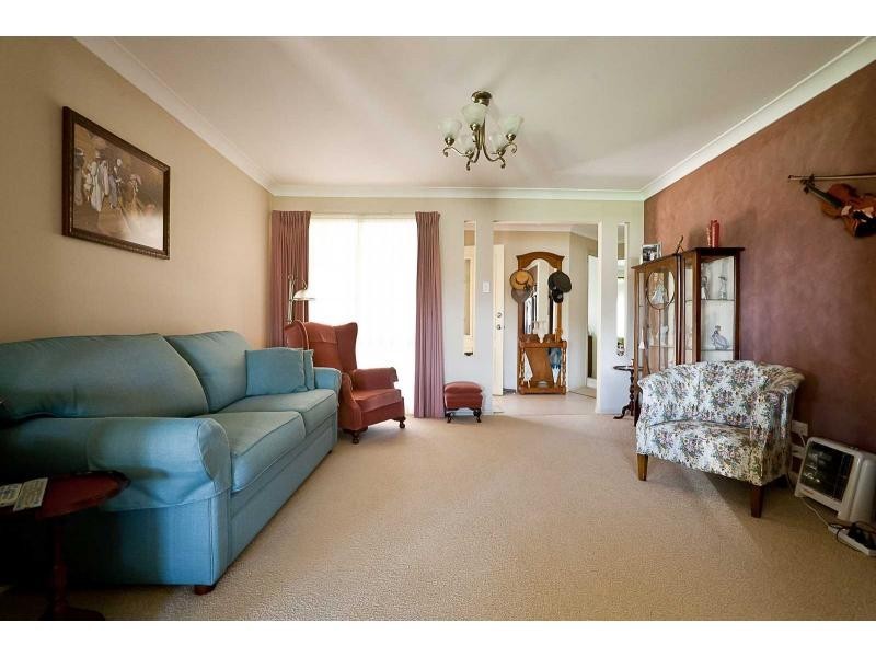 17 Tahnee Street, Sanctuary Point NSW 2540