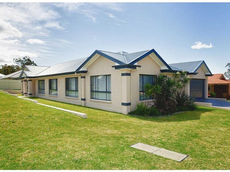 21 Maxwell Crescent, Sanctuary Point NSW 2540