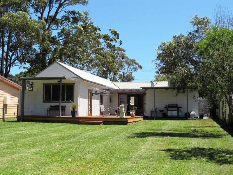 220 Sanctuary Point Road, Sanctuary Point NSW 2540