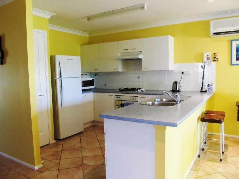 2 Jackson Close, St Georges Basin NSW 2540