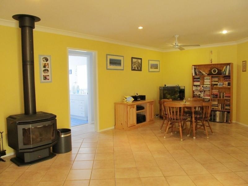 2 Jackson Close, St Georges Basin NSW 2540