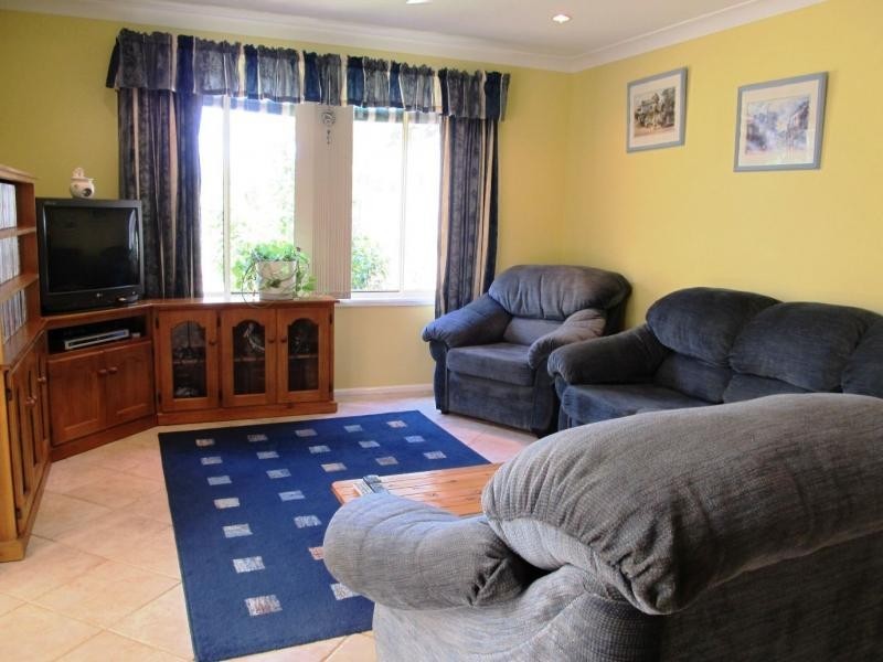 2 Jackson Close, St Georges Basin NSW 2540