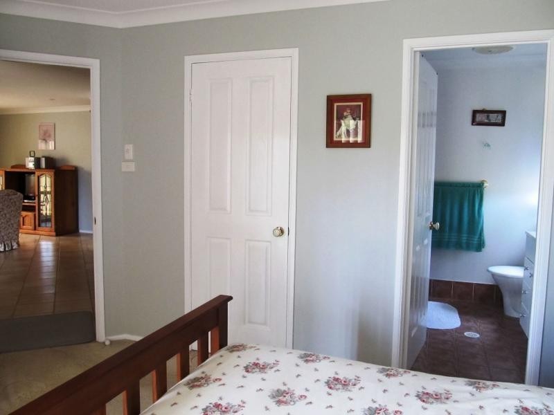 2 Jackson Close, St Georges Basin NSW 2540