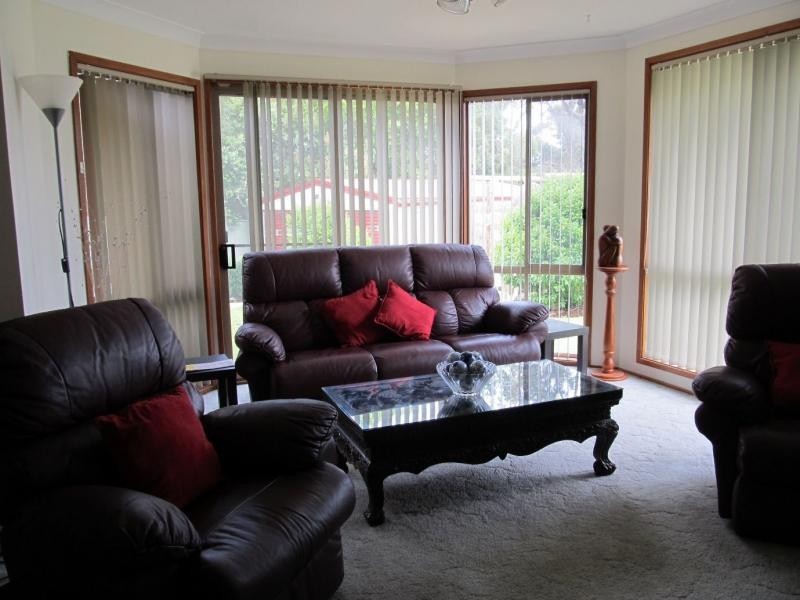 17 Durnford Place, St Georges Basin NSW 2540