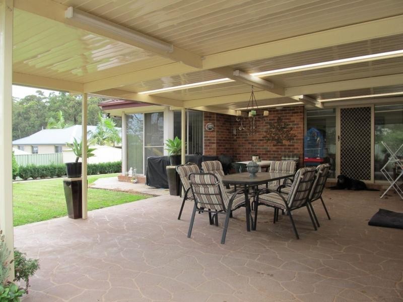 17 Durnford Place, St Georges Basin NSW 2540