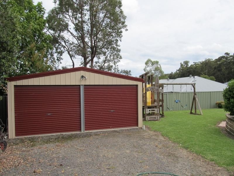 17 Durnford Place, St Georges Basin NSW 2540