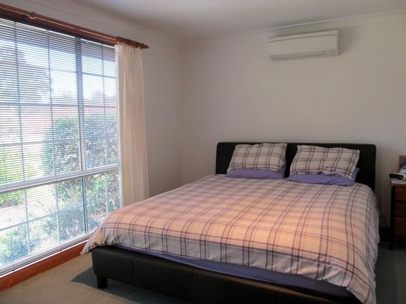8 Wahroonga Close, St Georges Basin NSW 2540