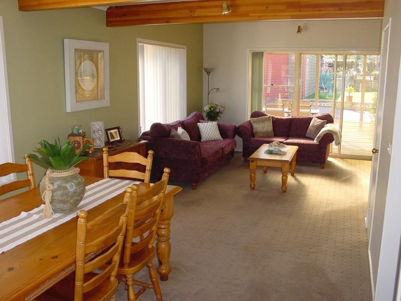 5 Basin View Parade, Basin View NSW 2540