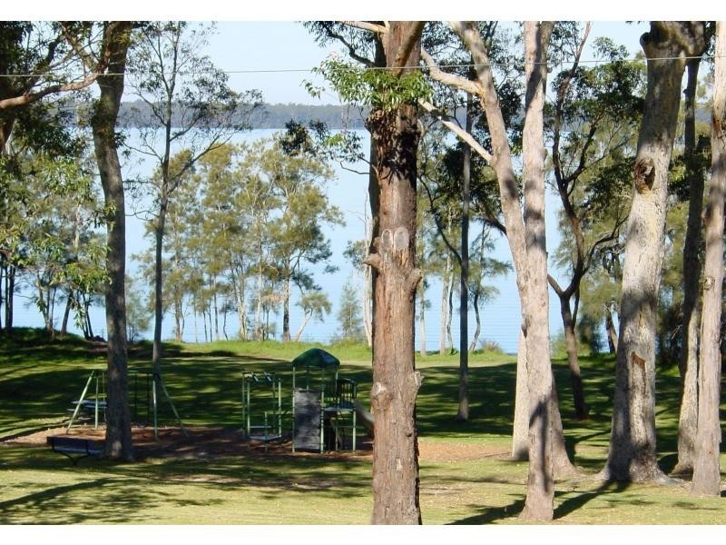 5 Basin View Parade, Basin View NSW 2540