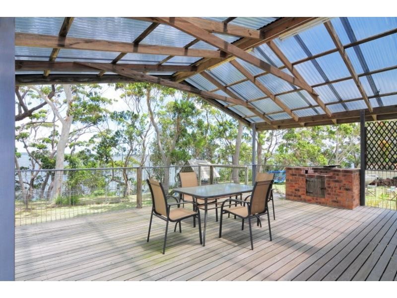 14 Greville Avenue, Sanctuary Point NSW 2540