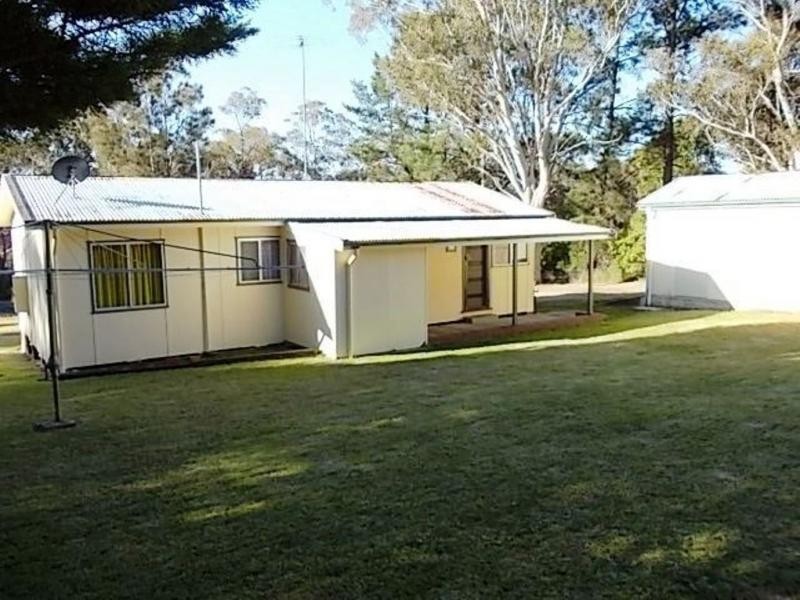 78 Woollamia Road, Falls Creek NSW 2540
