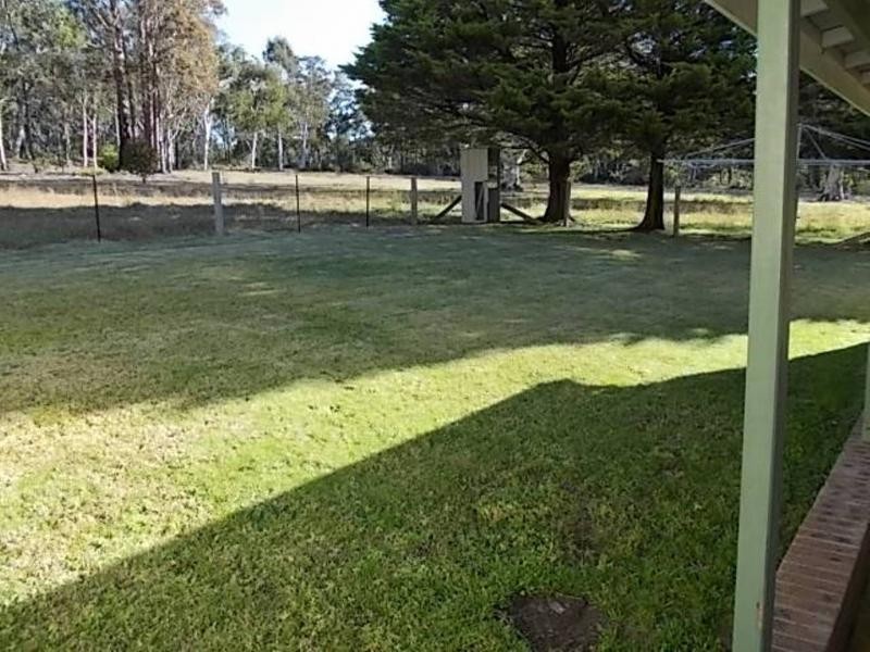 78 Woollamia Road, Falls Creek NSW 2540