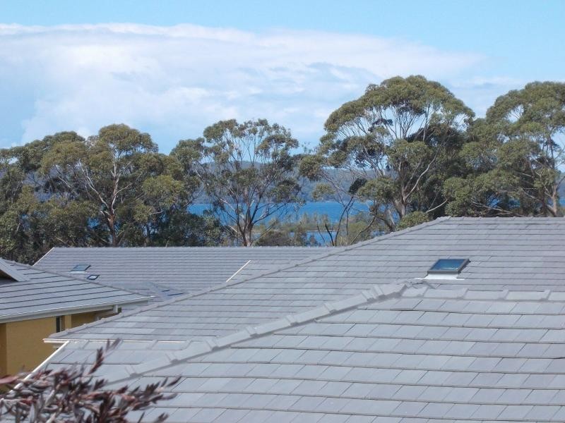 4 Walter Hood Parade, Coastal Waters, Worrowing Heights NSW 2540