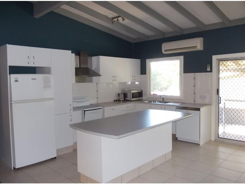23 Currambene St, Huskisson NSW 2540