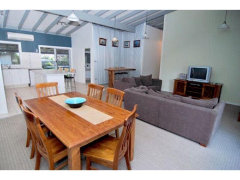 23 Currambene St, Huskisson NSW 2540