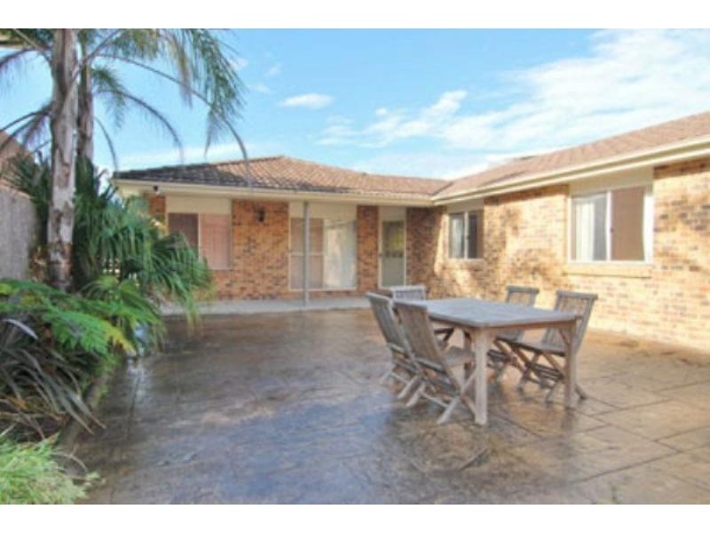 70 Elizabeth Drive, Vincentia NSW 2540