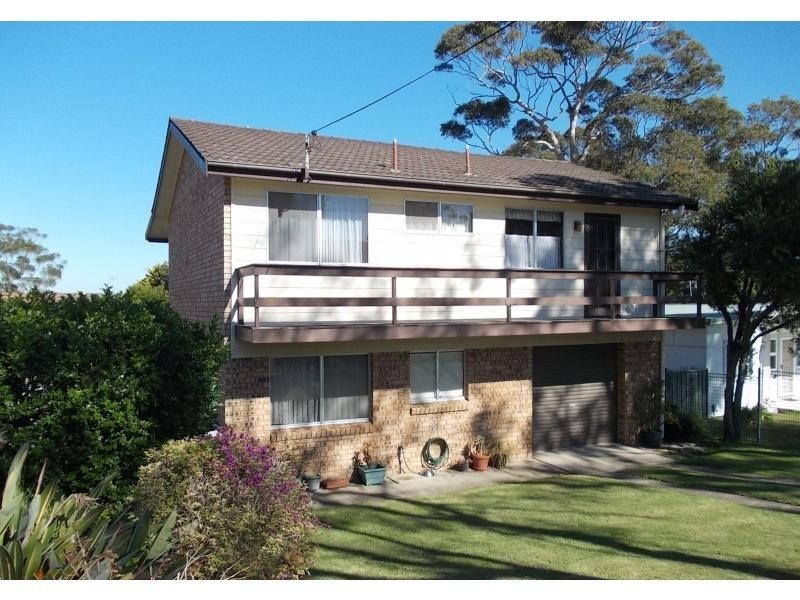 83 Macleans Point Road, Sanctuary Point NSW 2540