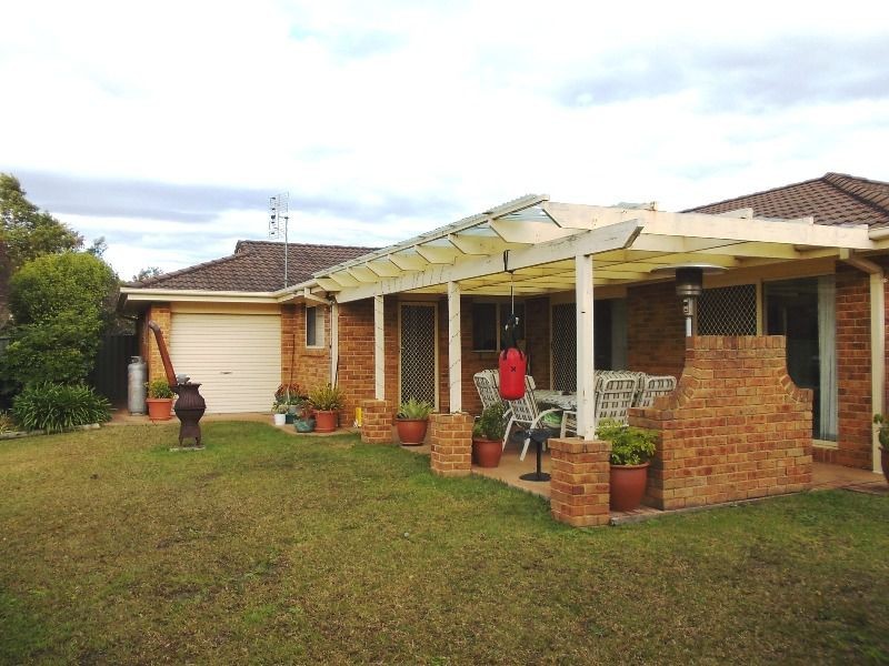 6 Bourke Close, Vincentia NSW 2540