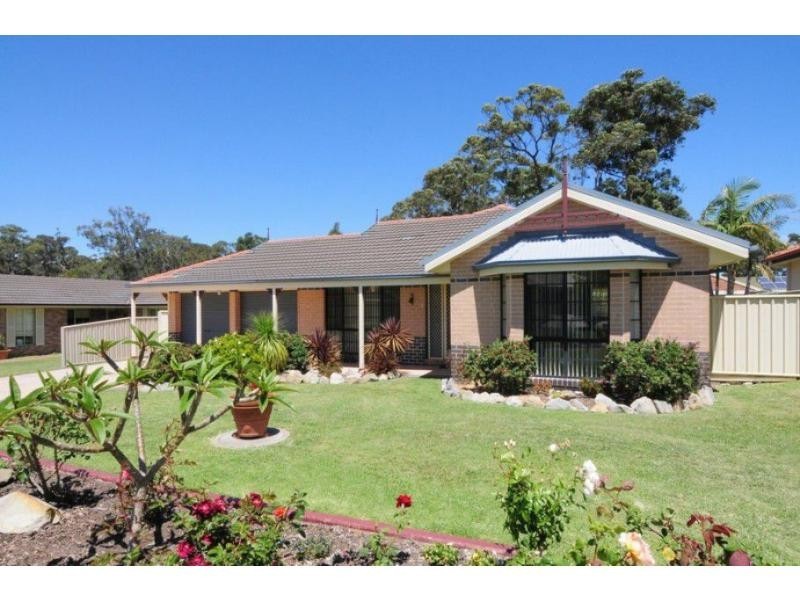 14 Maxwell Crescent, Sanctuary Point NSW 2540