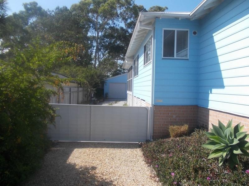 68 Edmund Street, Sanctuary Point NSW 2540