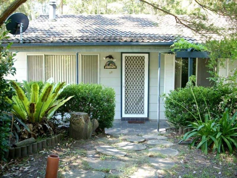 90 MacGibbon Parade, Old Erowal Bay NSW 2540
