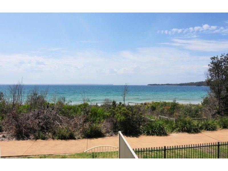 104 Elizabeth Drive, Vincentia NSW 2540