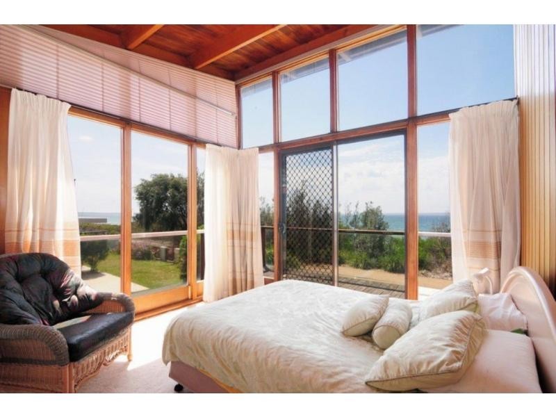 104 Elizabeth Drive, Vincentia NSW 2540