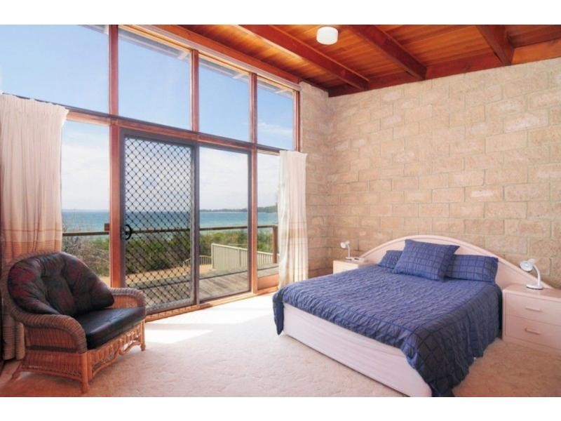 104 Elizabeth Drive, Vincentia NSW 2540