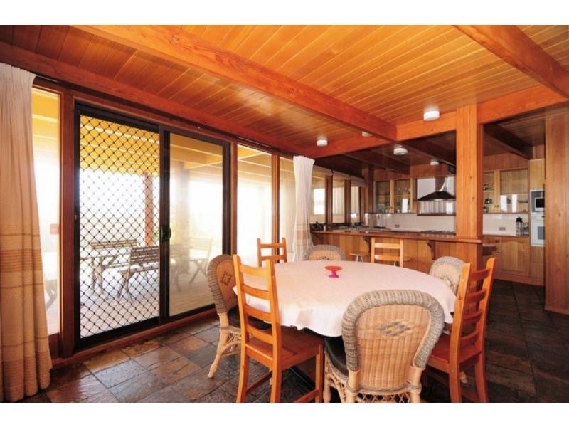 104 Elizabeth Drive, Vincentia NSW 2540