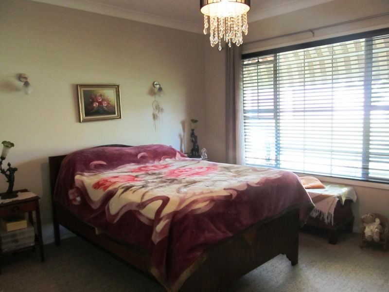 8 Wharf Road, Erowal Bay NSW 2540