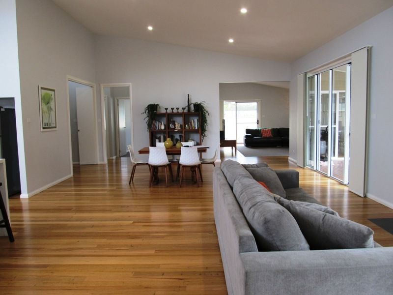 14 Carver Court, St Georges Basin NSW 2540