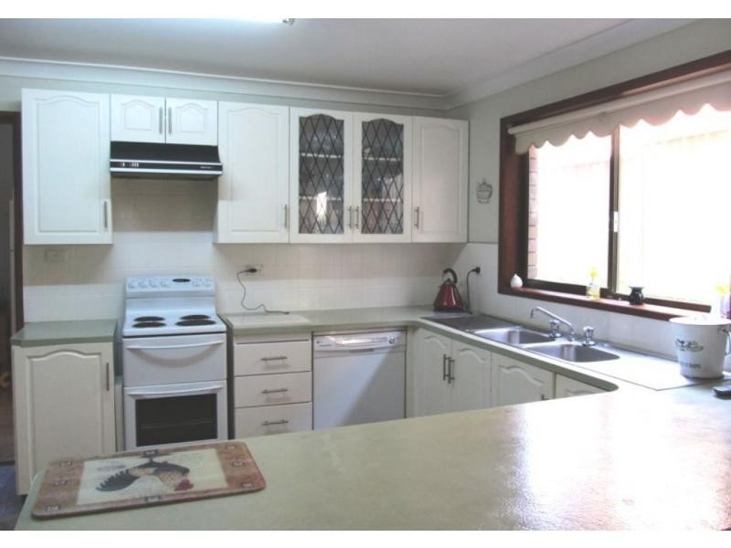 35 Harriss Avenue, Basin View NSW 2540