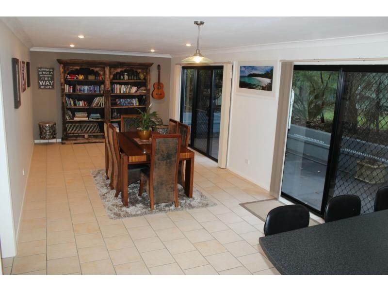 22 Walmer Avenue, Sanctuary Point NSW 2540