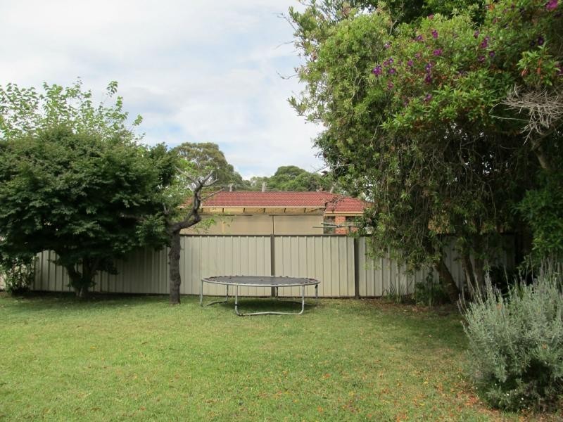 17 Kingsford Smith Crescent, Sanctuary Point NSW 2540