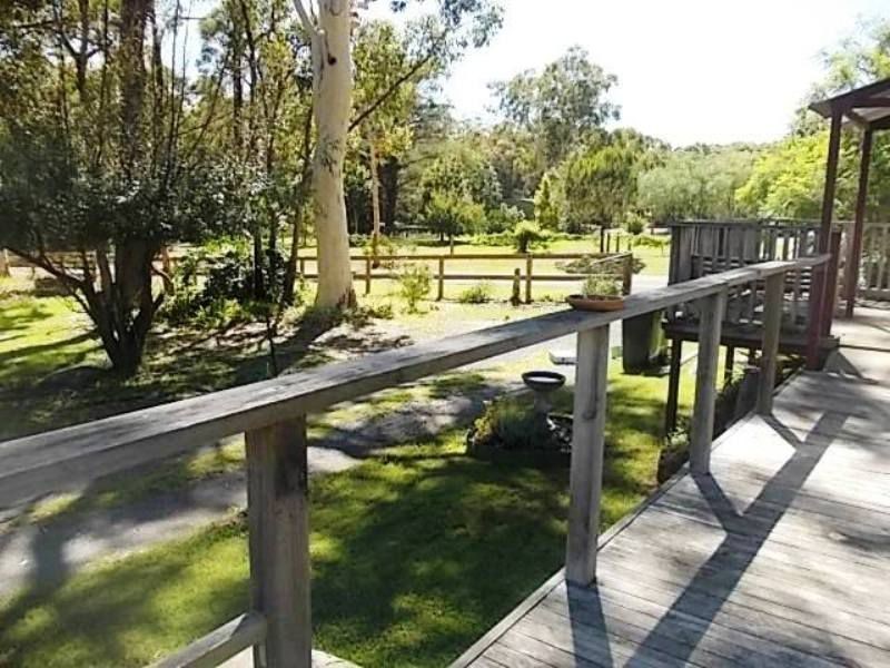 20 Gardners Road, Falls Creek NSW 2540