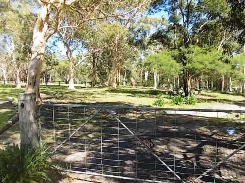 20 Gardners Road, Falls Creek NSW 2540