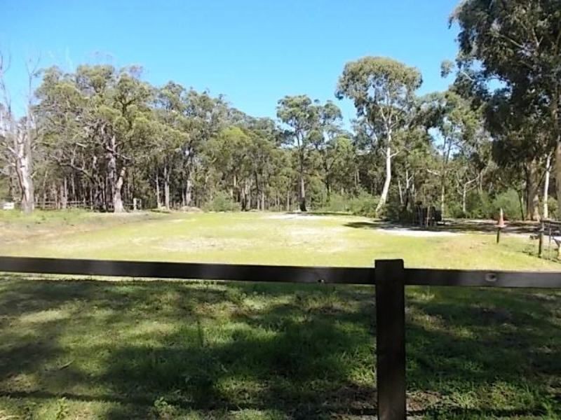 20 Gardners Road, Falls Creek NSW 2540