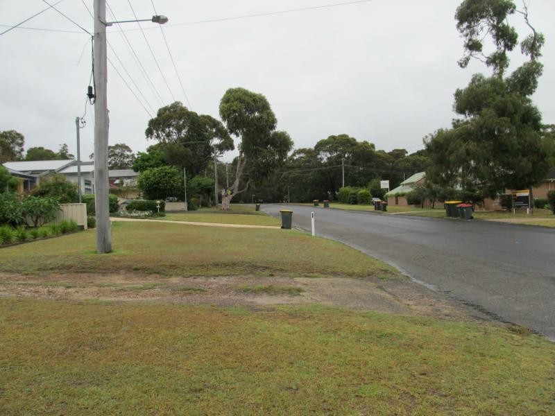42 Beach Street, Vincentia NSW 2540