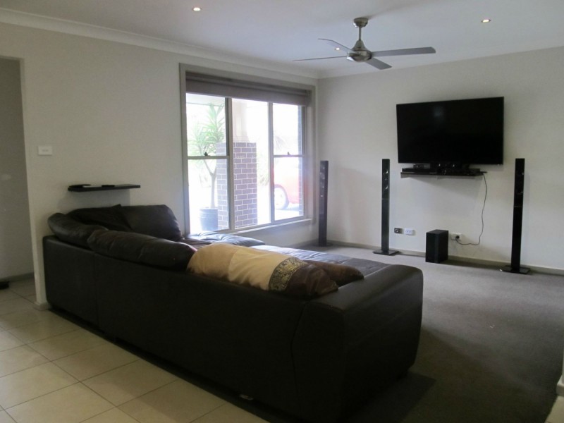 81 Greville Avenue, Sanctuary Point NSW 2540